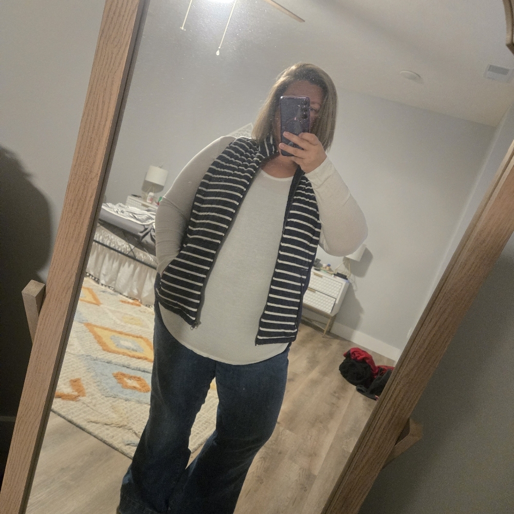 20. Maurices navy and cream stripe vest - Picture 6 of 7